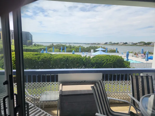 260 Dune Rd, Westhampton Beach, NY