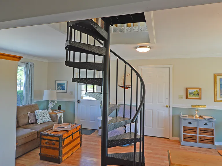 36 Dyke Rd — Photo 6