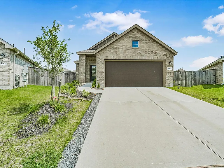 3003 Halleton Ct — Photo 1