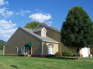 3830 Evan Ln, Roanoke, VA