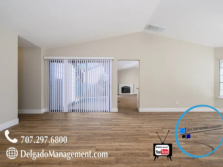 449 Topsail Dr — Photo 5