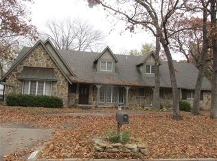 1010 N Faulkner Pl, Claremore, OK 74017