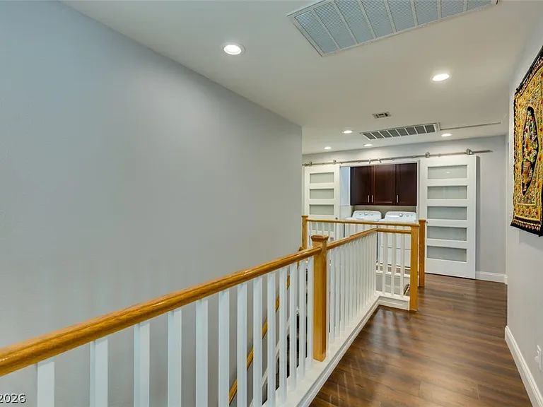 5056 Shadow Palm Ct — Photo 33