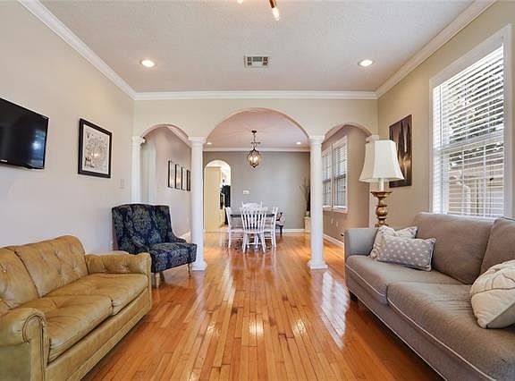 5th image of 3514 Clermont Dr