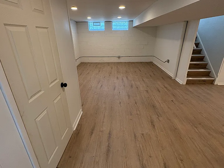 9609 Alexander Rd — Photo 12