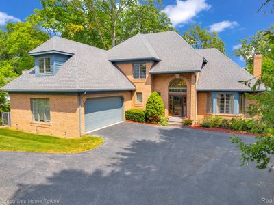 2620 Strawberry Ln, Port Huron, MI, 48060