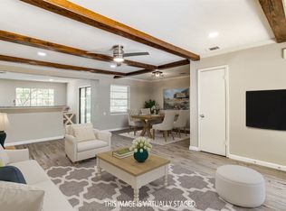 2624 Woodlawn Dr, Ennis, TX