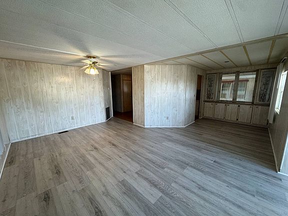 4th image of 11614 Turks Dr
