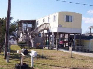 4057 4th St, Surf City, NC 28445