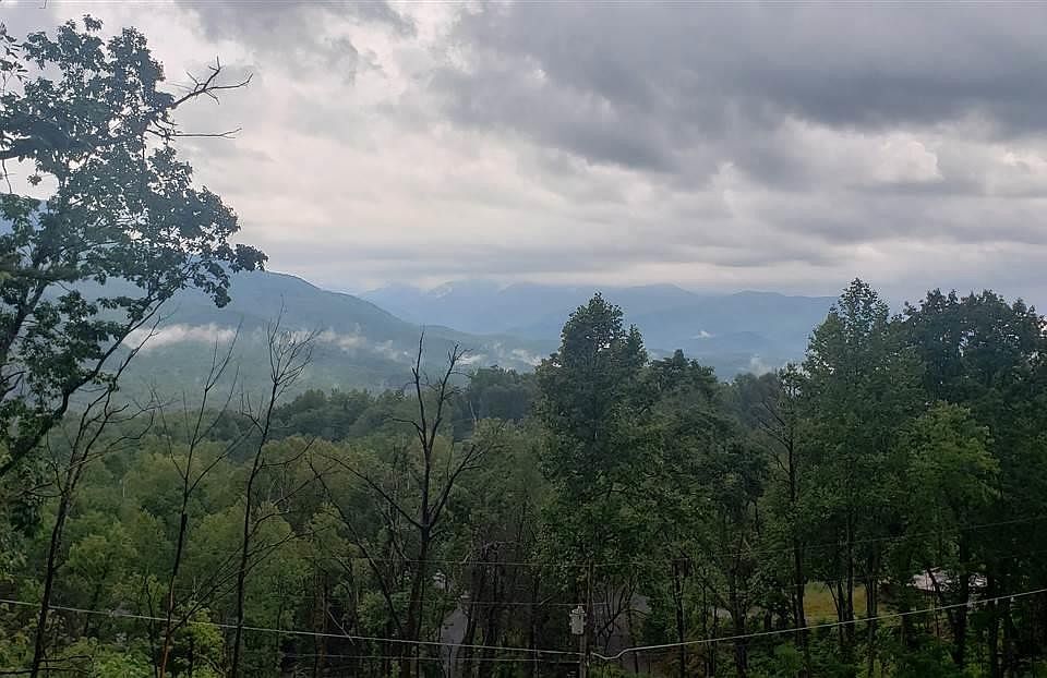 1st image of 805 Pine Top Ln Lot 77R-76