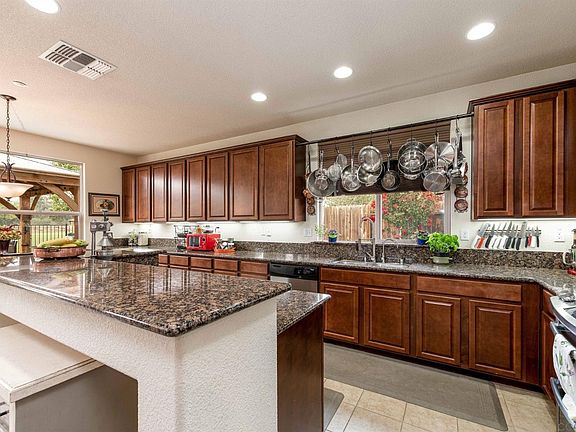 5th image of 4750 Spyglass Dr #417
