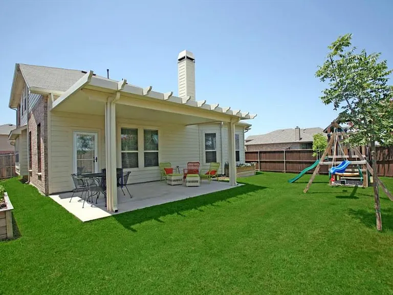 401 Bluefinch Dr — Photo 11