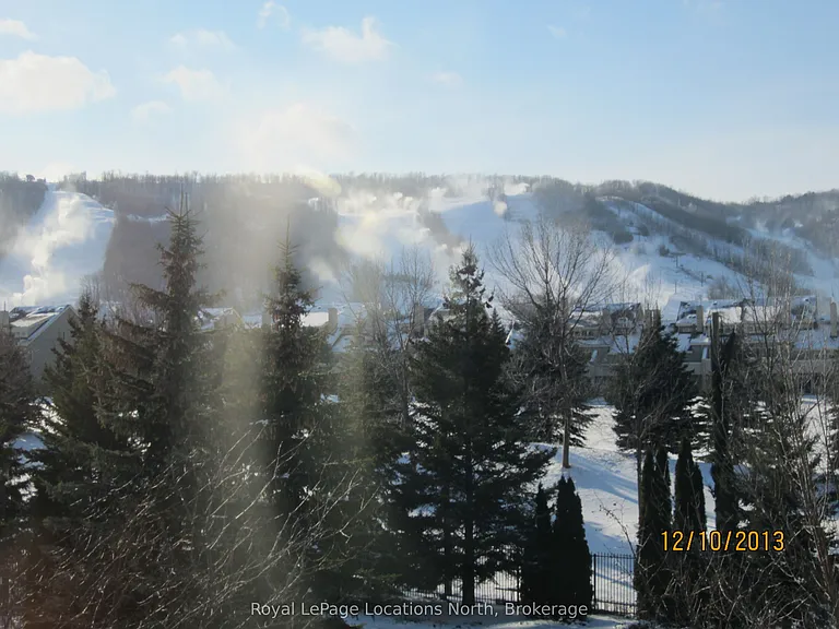 120 Fairway Ct #220 — Photo 32