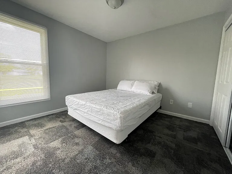 312 Stone Dr #D — Photo 5