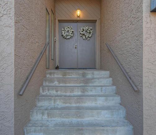 2145 E Kaler Dr Phoenix AZ-large-003-1-E