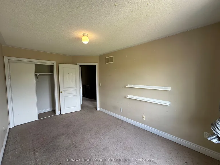 2491 Postmaster Dr — Photo 23