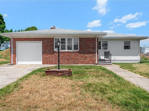 2nd image of 58 Lyman Ave