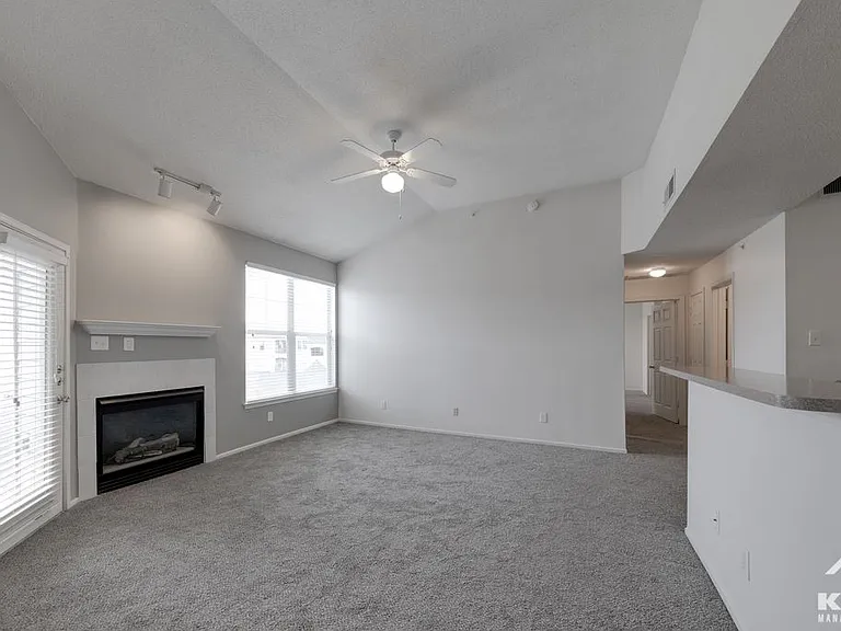 La Crosse Apartments — Photo 56