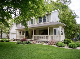 14973 Arborwood Dr, Grand Haven, MI 49417
