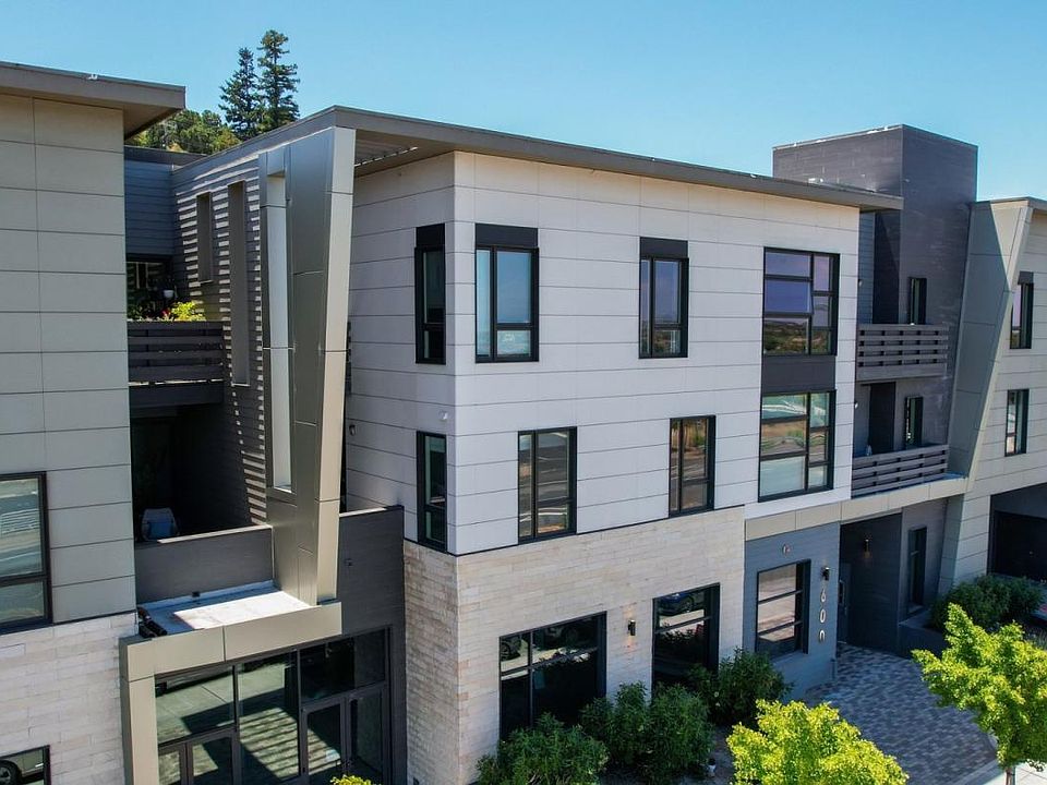 1st image of 600 El Camino Real #209