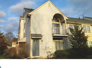 902 Harwood Ct #B, Mount Laurel, NJ 08054