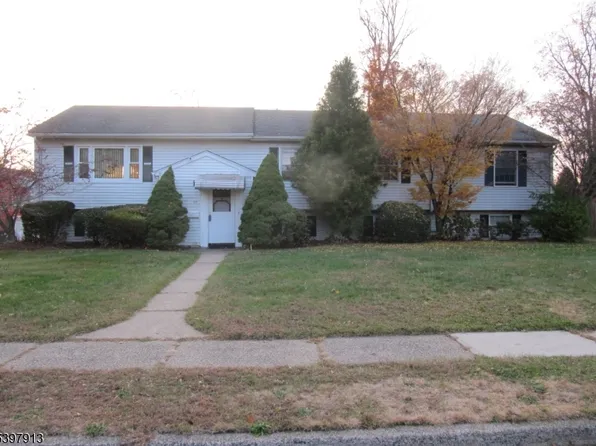 37 Atwood Pl, Wayne Twp., NJ 07470
