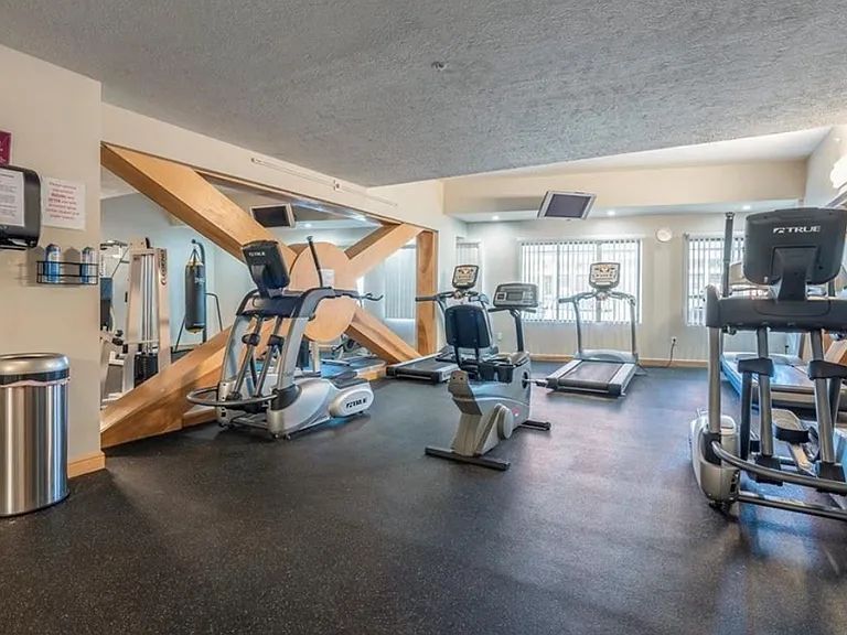 2222 Detroit Ave #409 — Photo 8