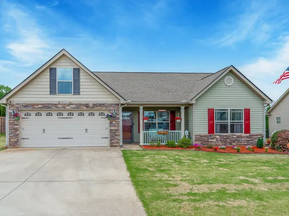 326 Gleaner Dr, Inman, SC 29349