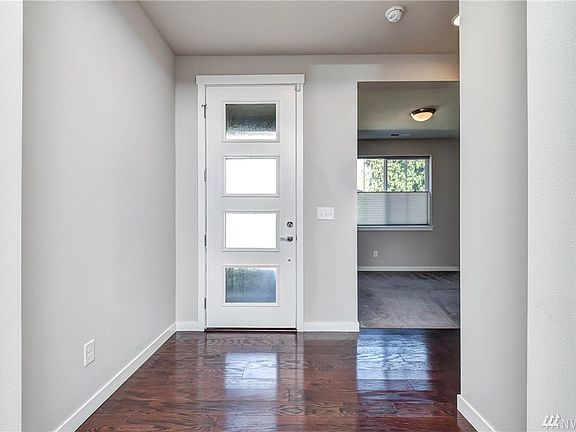 2nd image of 10134 25th Pl SE