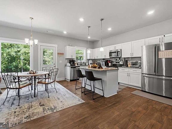 2nd image of 76 Wisteria Ln