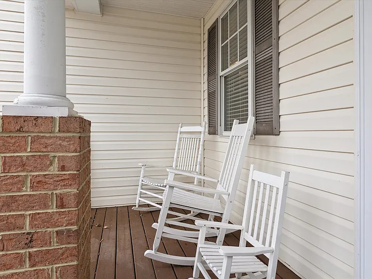 23140 Harbor Towne Dr — Photo 4