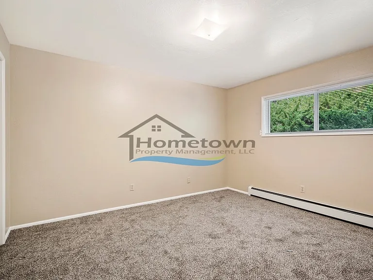 2433 E Stowe Ct #2 — Photo 18