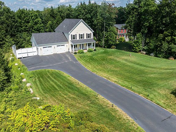 4th image of 106 Maple Ridge Road