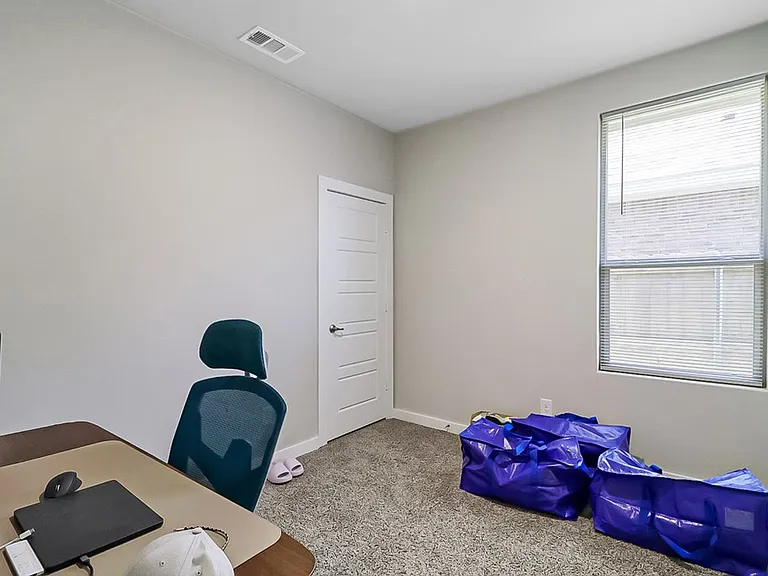 6402 Oracle Dr — Photo 11