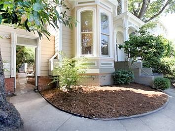 2nd image of 552-554 Capp St