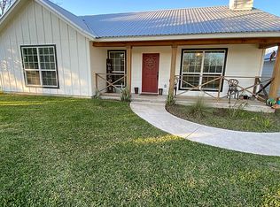 521 S La Grange St, Flatonia, TX 78941