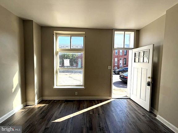 2nd image of 2216 Orleans St