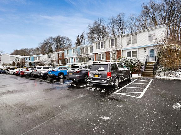 3rd image of 2506 Kings Way #2506