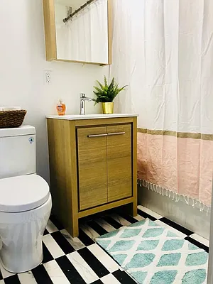 Rented by Nooklyn NYC LLC | media 58