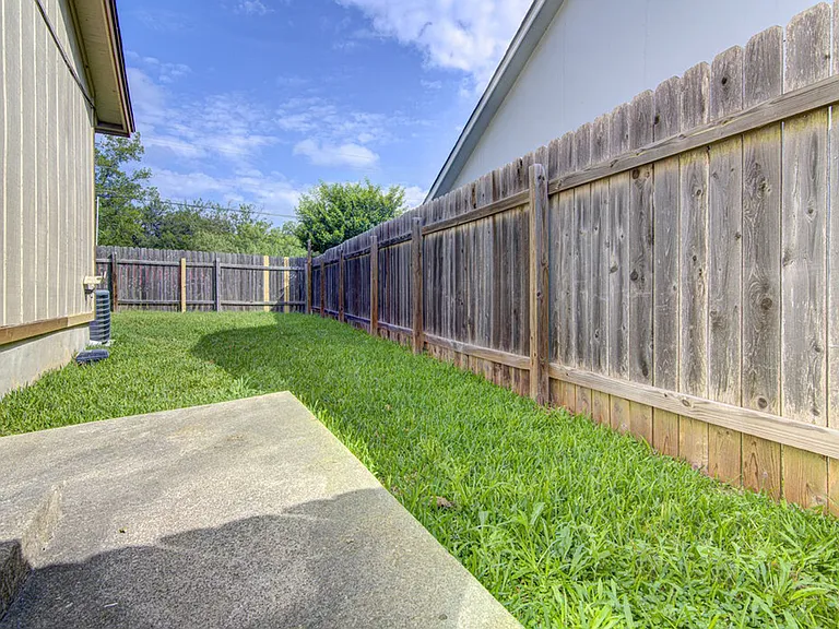 8108 W Gate Blvd — Photo 20