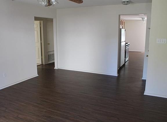 3rd image of 1108 Traci Michelle Dr