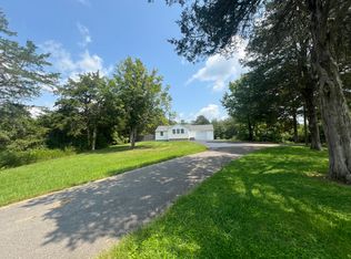 151 Capps Rd, Corryton, TN 37721