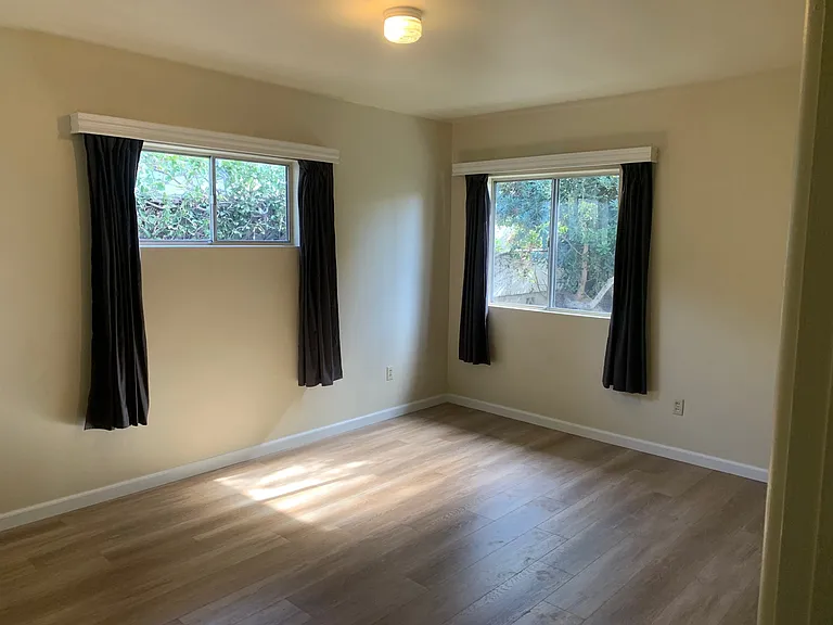 358 Bard St — Photo 21