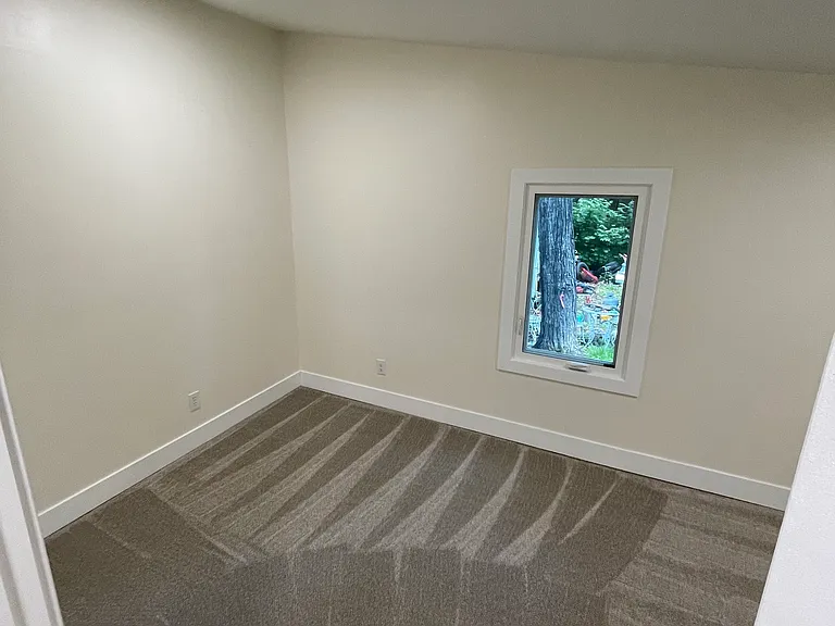 141 Belle Ave — Photo 2
