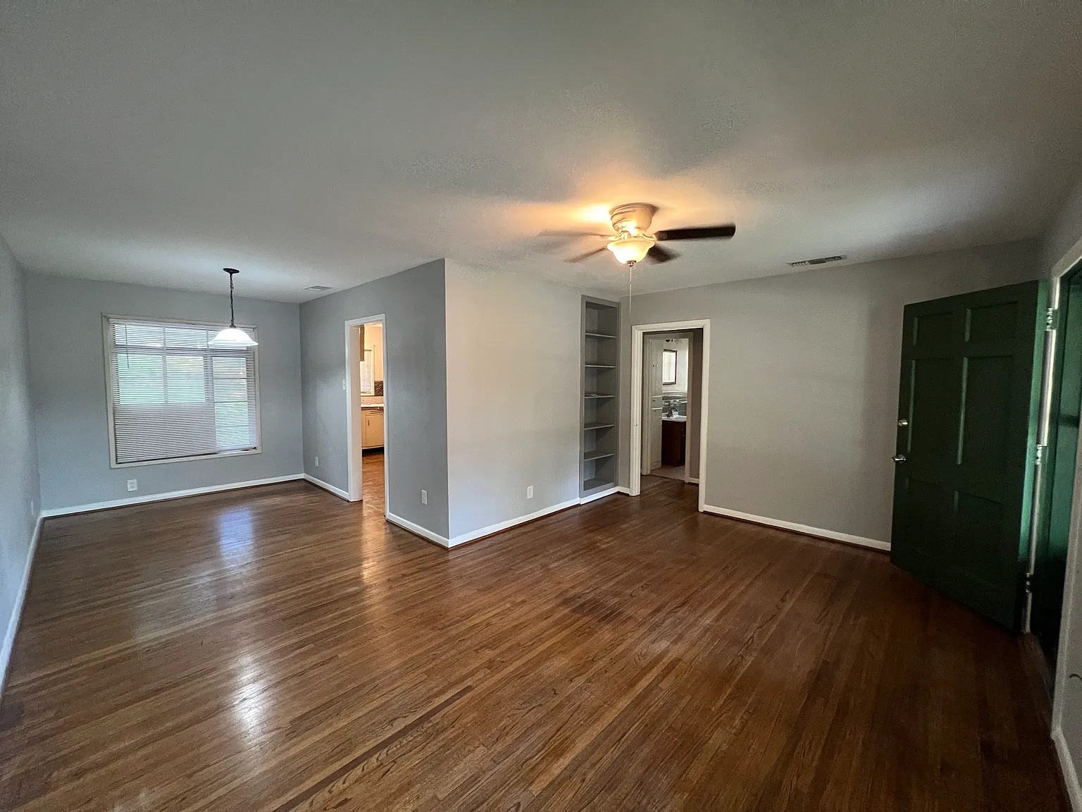 2 bed, 1100 sqft, $1,650 — Photo 2