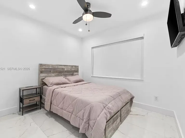 280 NW 59th Ct — Photo 11