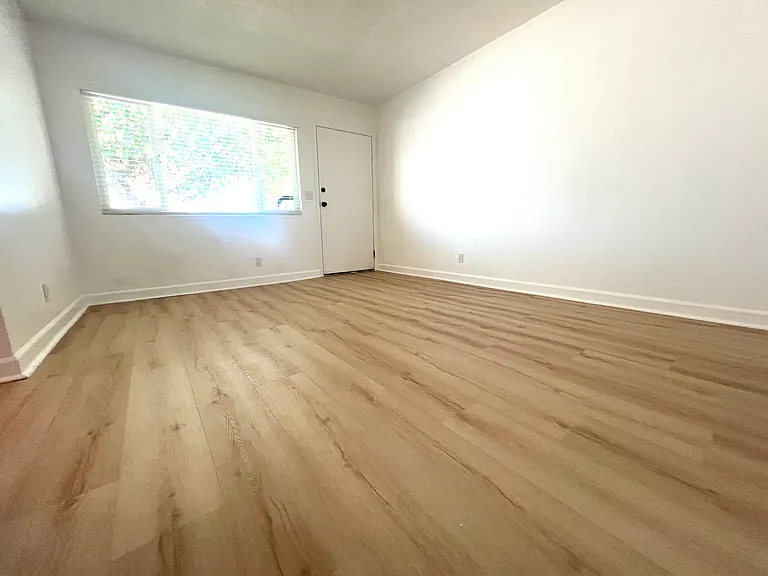 44868 Santa Anita Ave #A — Photo 5
