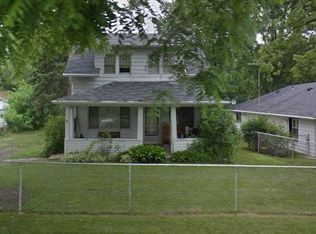 1071 Hawthorne Ave, Ypsilanti, MI 48198