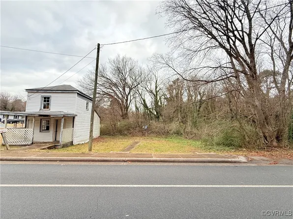 1702 College St #140, South Boston, VA 24592