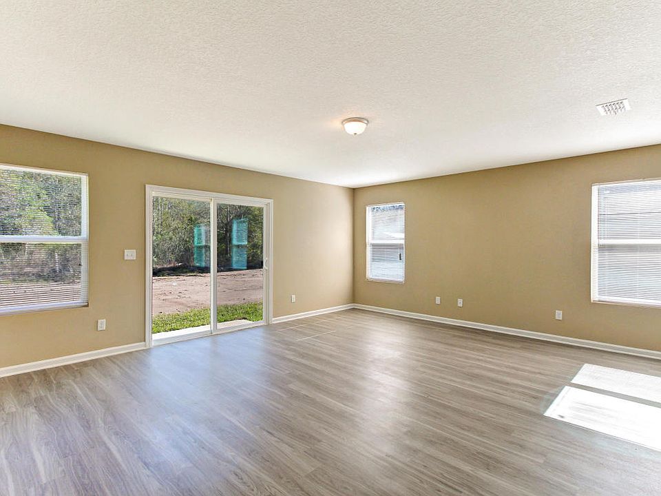2nd image of 4492 Glendas Meadow Dr